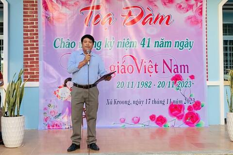 UBND xã Kroong tổ chức Toạ đàm, giao lưu nhân kỷ niệm 41 năm ngày Nhà giáo Việt Nam (20/11/1982-20/11/2023)